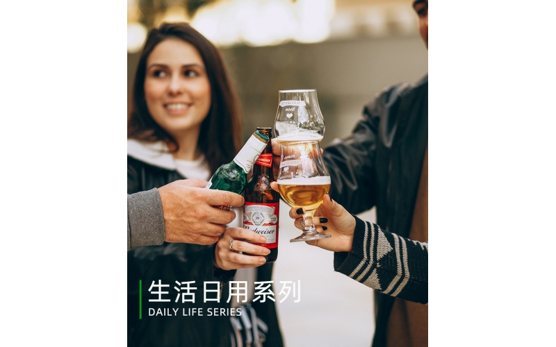 敬請期待